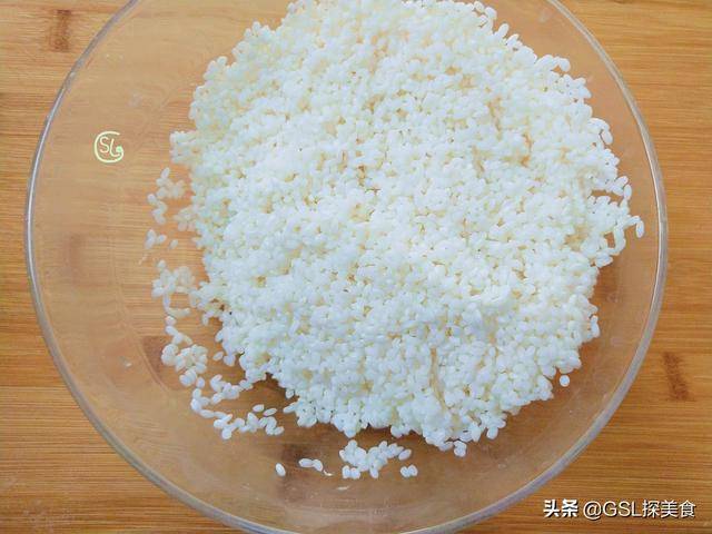 全家人|用剩米饭，做出全家人都爱吃的早餐，8分钟上桌，孩子连吃了3个
