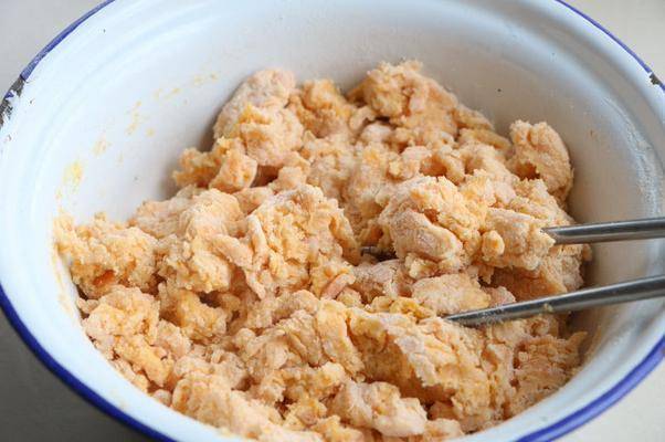 面的|一款好吃到爆的小零食，面粉鸡蛋炸一炸，香酥脆甜不上火