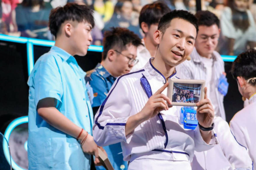 鲜厨100 第二季 美食综艺的花样玩法 德鑫餐饮资讯网