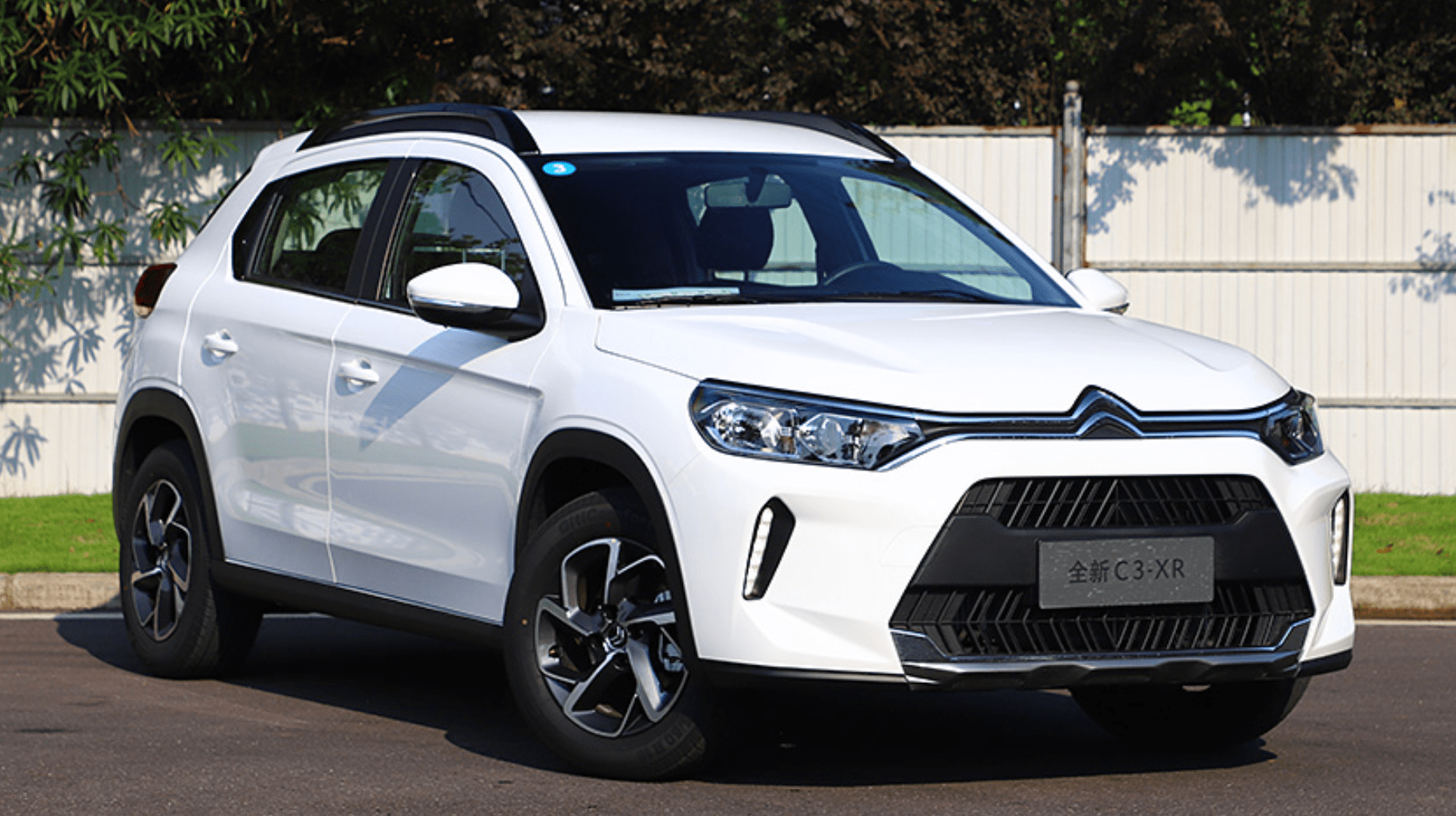 配置全面升级东风雪铁龙新款c3xr正式上市