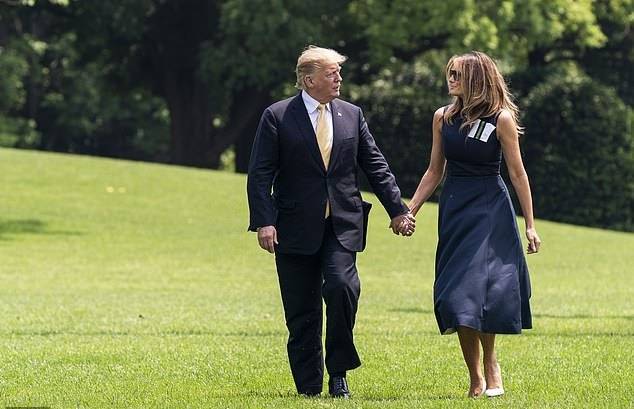 显得|梅拉尼娅访日本4天6套衣服花费13万!穿小蓝裙返回白宫气场十足