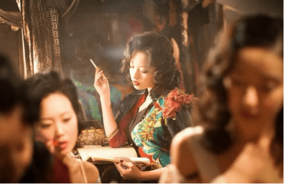 Pick|女星旗袍大赏:赵丽颖、杨幂、热巴、刘亦菲,你Pick谁?