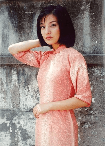 Pick|女星旗袍大赏：赵丽颖、杨幂、热巴、刘亦菲，你Pick谁？