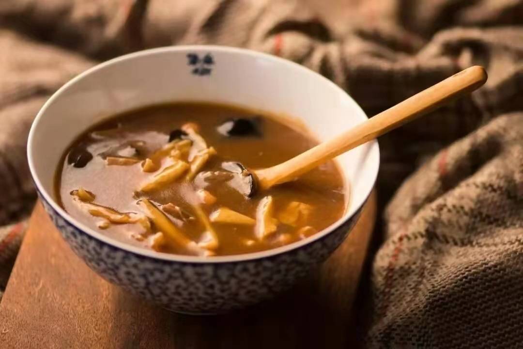 因为|“胡辣汤”是地道河南小吃?为何却成了西安招牌美食,因为它?