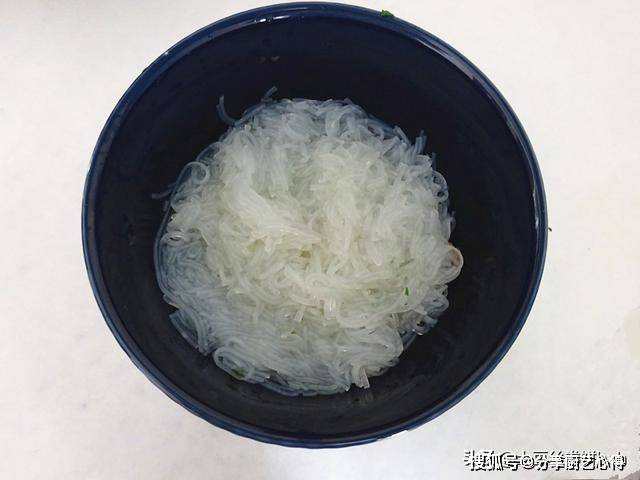 时间|皮薄馅大早餐饼，营养全面又鲜香，半小时上桌，隔三差五我就做