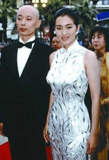 Pick|女星旗袍大赏：赵丽颖、杨幂、热巴、刘亦菲，你Pick谁？