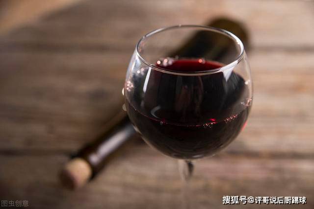 地区|商超卖20元一瓶的葡萄酒能喝吗？超市员工不小心说出了事情的真相