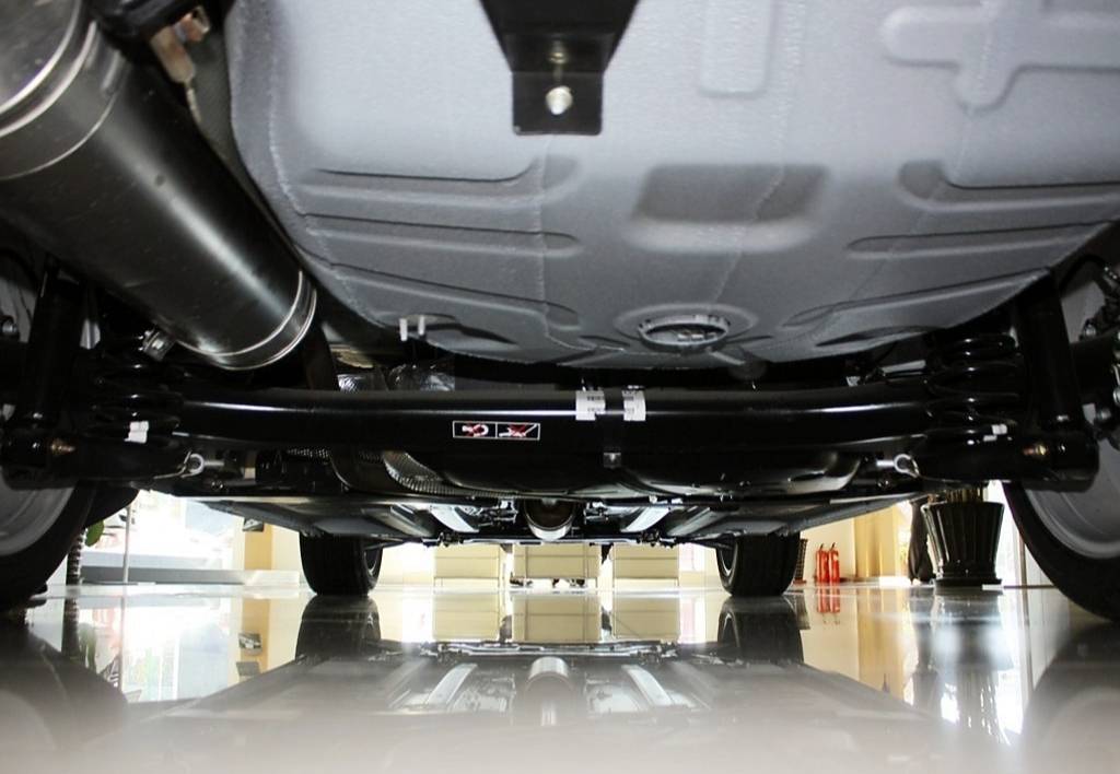 标致408 1.6t优惠后11万起售,法系车终于要坐不住了