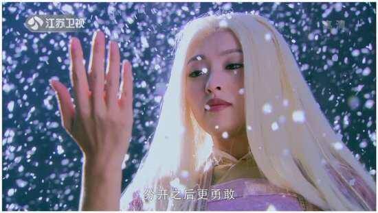 唐嫣才|女星白发造型大PK，杨幂第三、唐嫣才第二、最美的她却反遭封杀