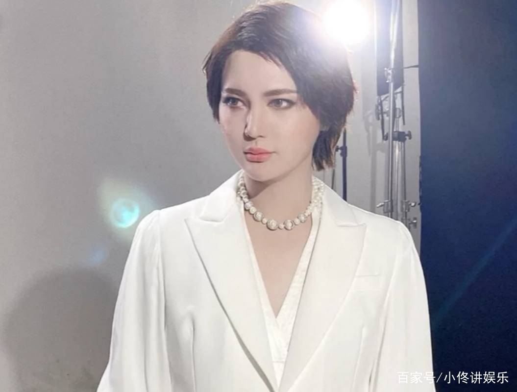 原创健身主播可欣情绪失控自嘲连狗都不如辛巴是不是对你太好了