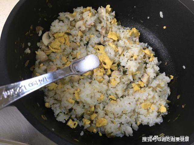 压力锅|天冷孩子就馋这早餐，清爽咸香鲜美，十分钟就光盘，天天吃不腻