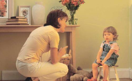 要求|幼儿园举办运动会，要求所有孩子穿白鞋，妈妈们接娃回家后凌乱了