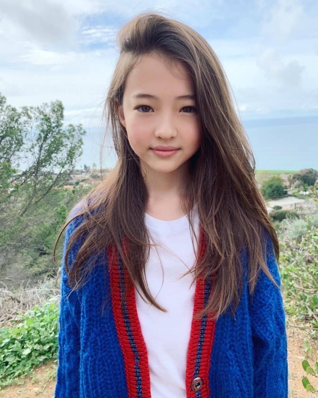 时尚|“YG小公主”Ella，11岁的猫系小仙女，冷艳气质高级感满满，好美