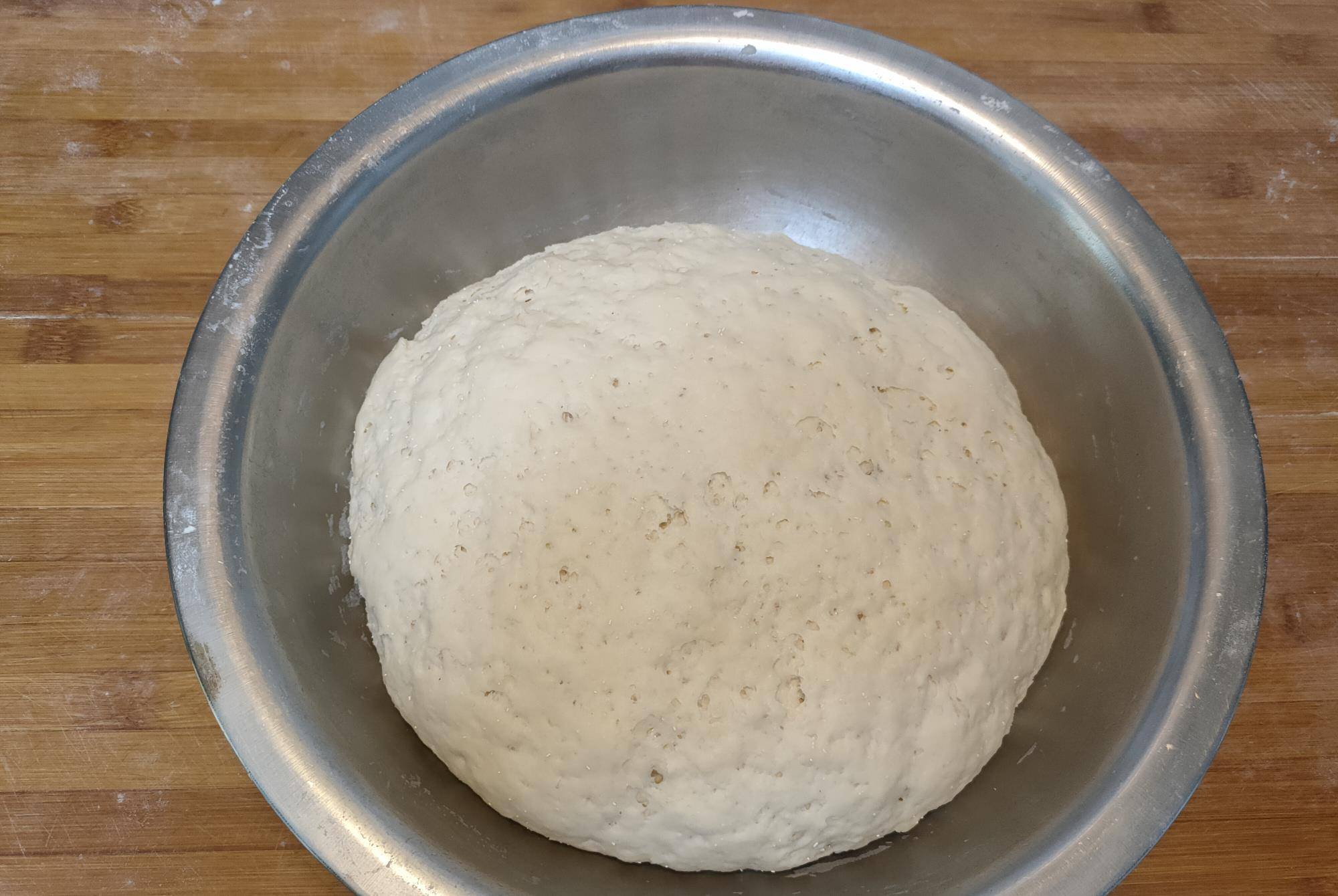 包子|周末做两锅牛肉馅包子,表皮暄软馅料香,平时做早餐吃,真不错