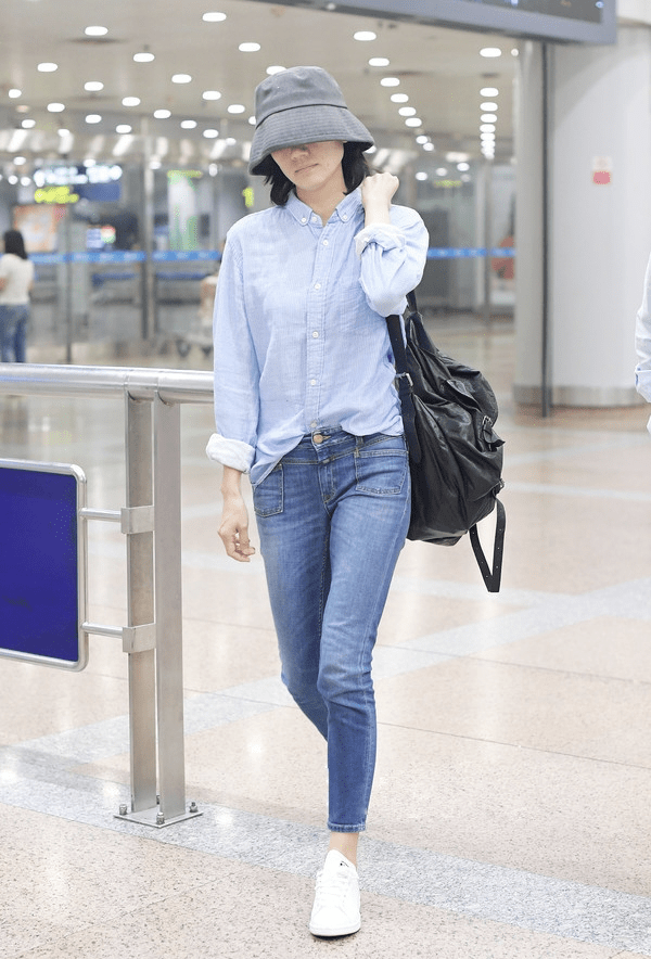 颜色|真正会穿的女人都偏爱“相邻色”，看袁泉俞飞鸿就知道，太高级了