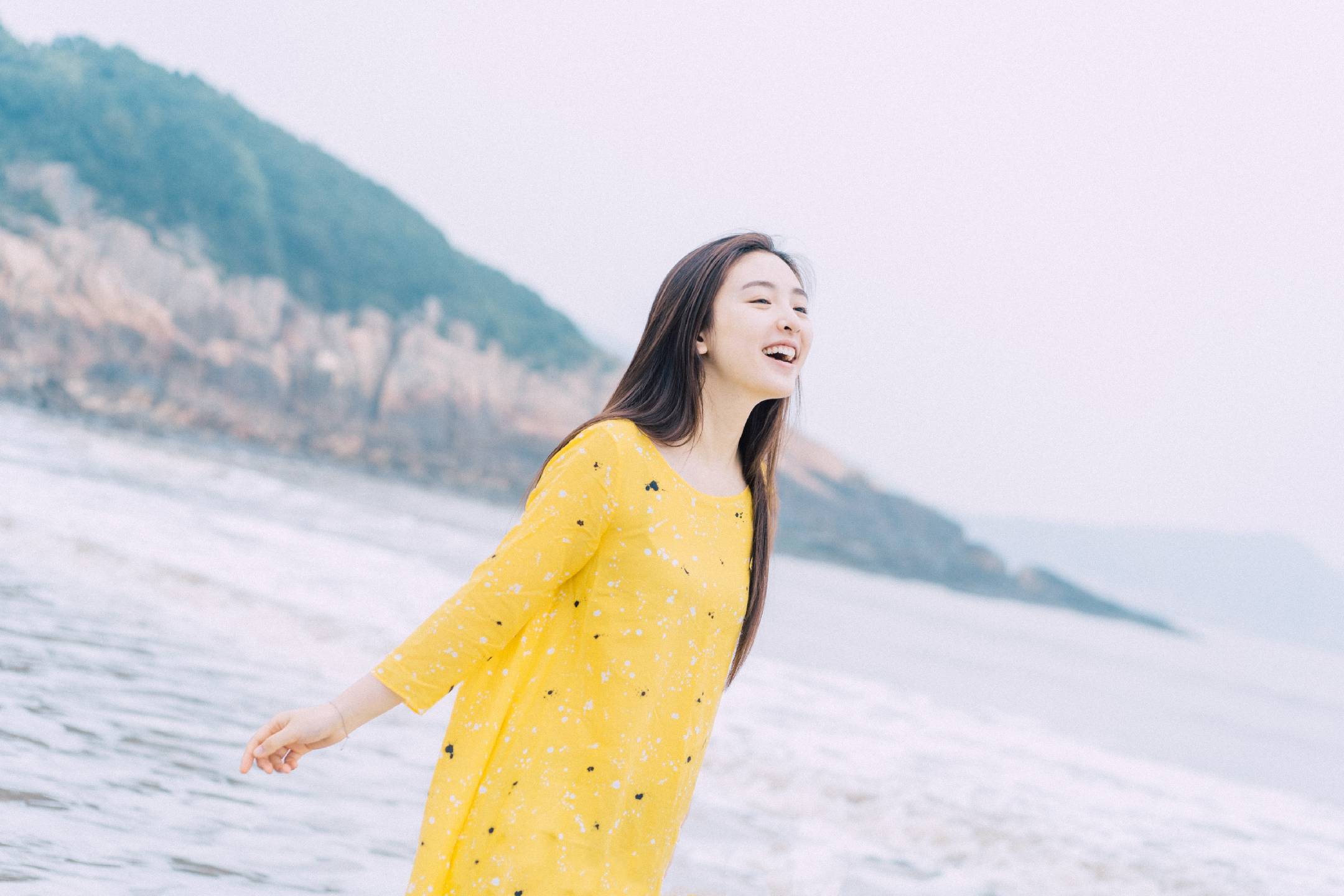 二次元|吴倩不愧是“武大校花”，私服清新甜美宛如二次元少女，太美了