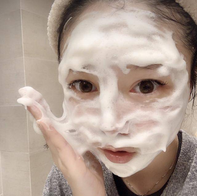 误解|测评：不起眼“洗面奶”，控油去黑头效果超好，却因价低被误解！