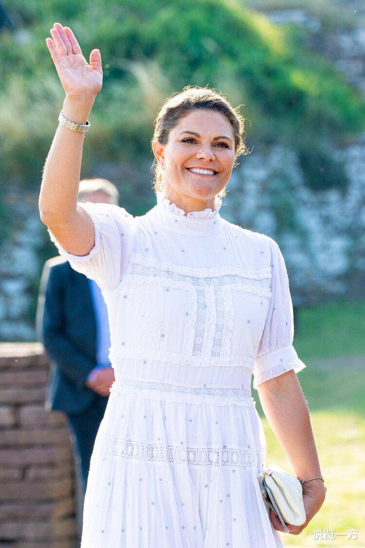 埃斯特拉|瑞典女王储维多利亚公主庆生 奥斯卡呆萌可爱 埃斯特拉似精灵