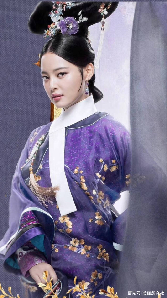 特质|辛芷蕾的古装与现代装，是真的隔着“壁”