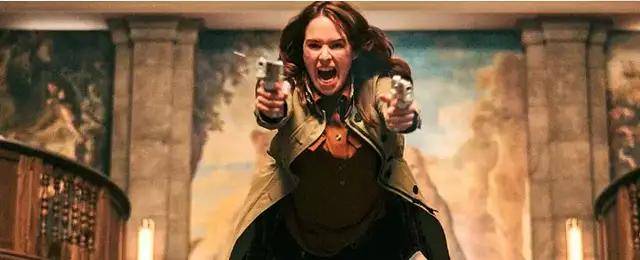 伊娃|王炸的阵容，却拍出了“最低的输出”！