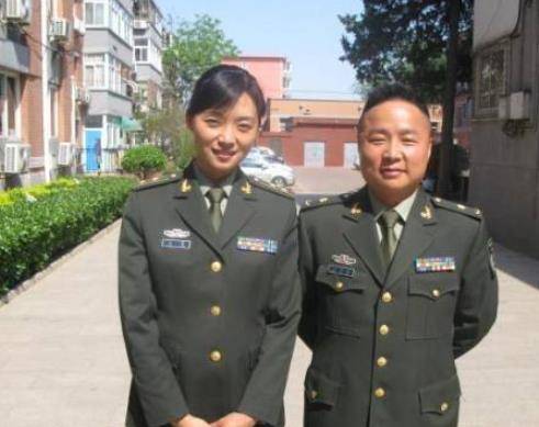 英雄|李云龙的老婆果然不简单,在现实生活中是上尉,出道14年无绯闻