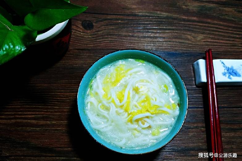 白菜|教你早餐这样做，5分钟搞定，美味又营养，孩子一学期都吃不够！