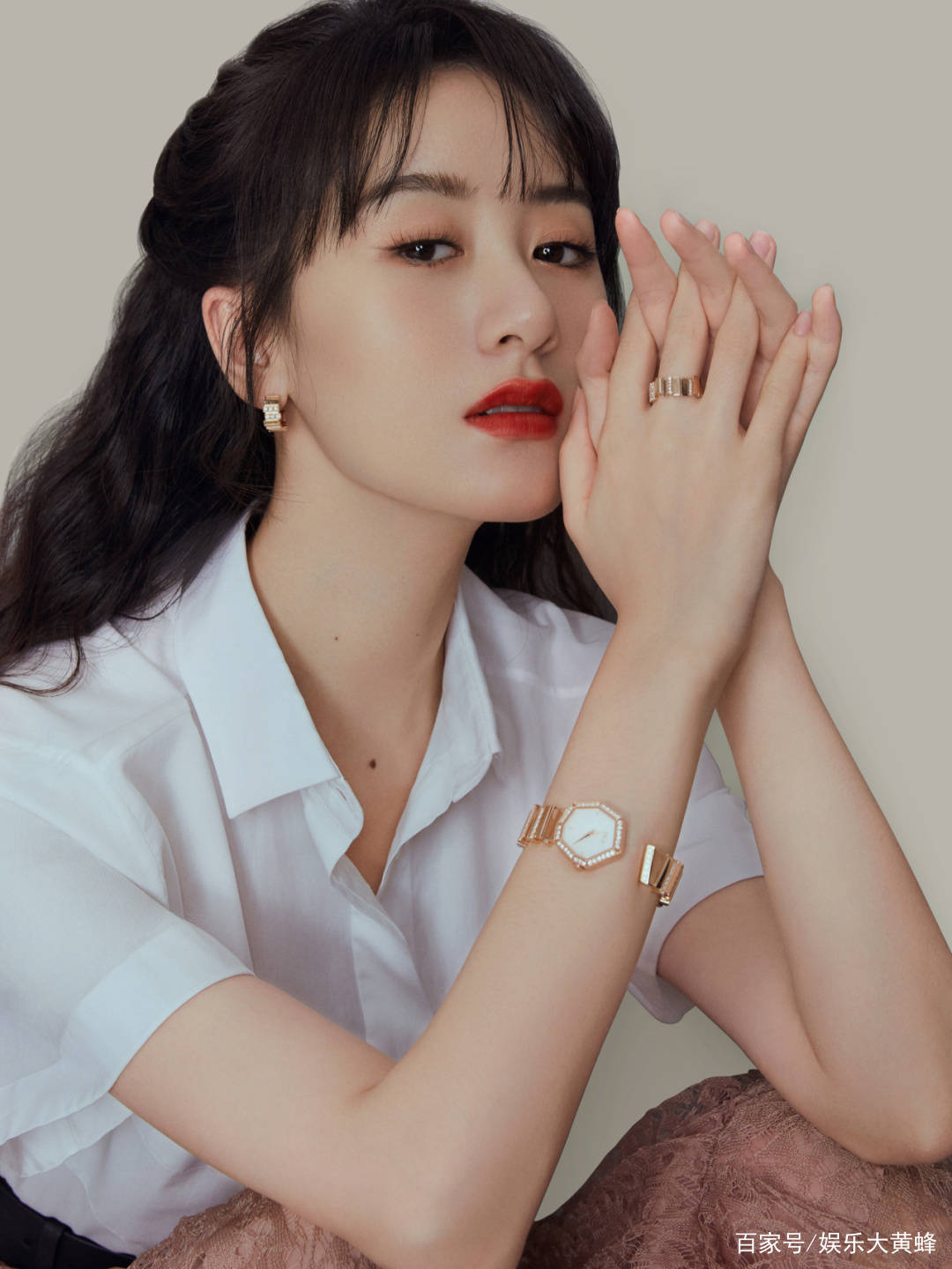 哭戏全靠滴眼药水,女演员被批不够敬业,后援会还被曝非法集资_袁冰妍