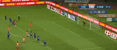 黑马|90分钟绝杀！2-1逆转！大黑马距离榜首差1分，新归化神锋冲金靴