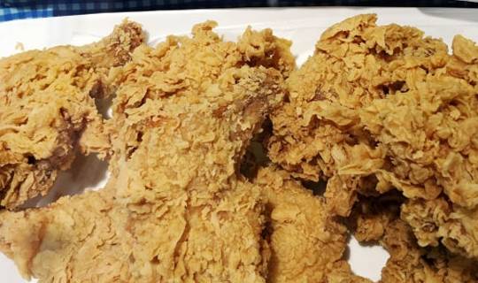 人体|肠道不好的人要远离几种食物,否则你的肠子就得吃点“苦头”了