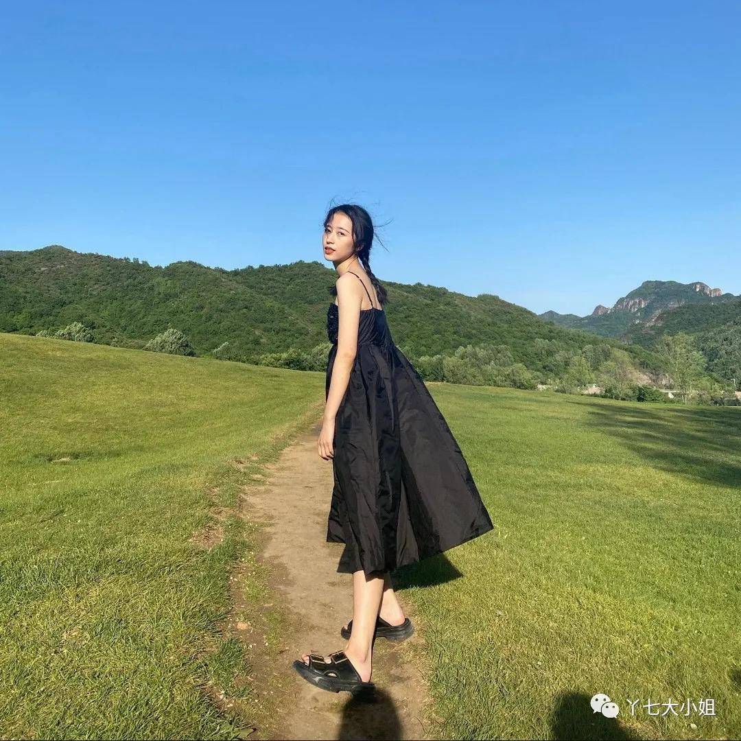 面料|今年夏天桔梗裙又火了，优雅又显气质！