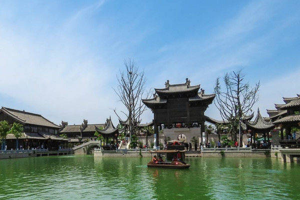 藏在河南的"水乡古镇",景色不逊乌镇,门票50元游客不断