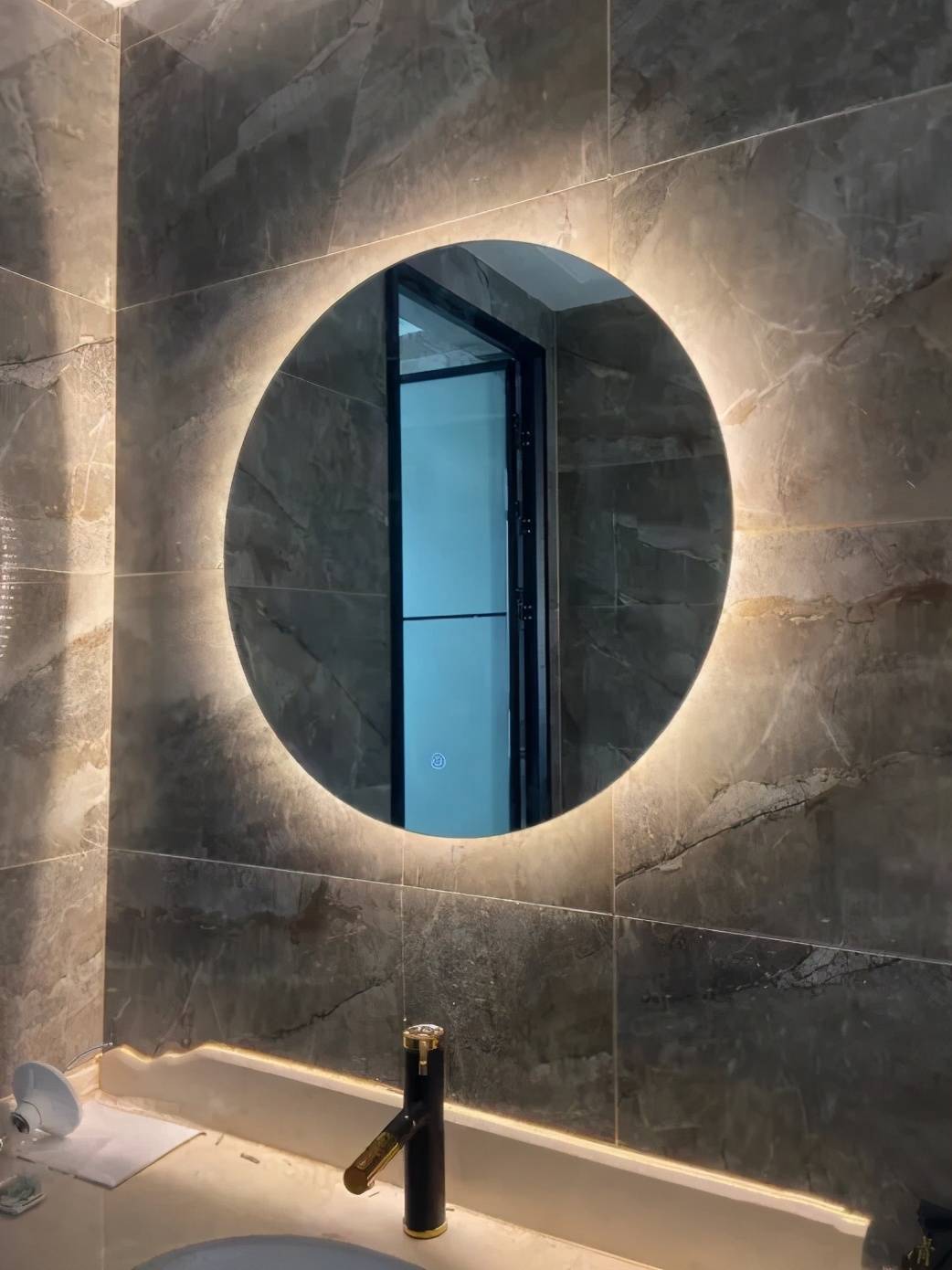 不要小看家里的镜子这么设计漂亮又不占空间