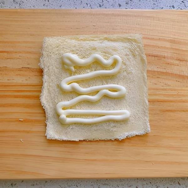 平后|10分钟搞定的营养早餐?火腿吐司卷的做法