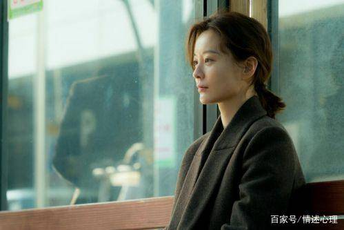 大儿子|丈夫查看家中监控，38岁二胎妻子的4个姿势，让其泪流满面