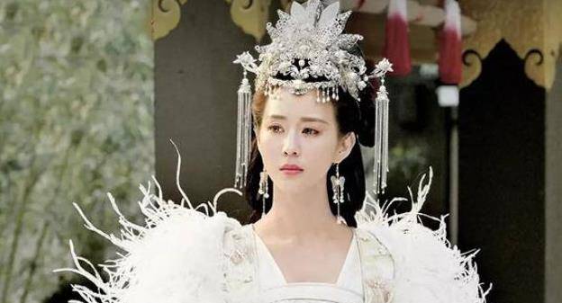 美人|五个仙气飘飘的古装美人,躲过了白娉婷,躲过了白浅,却躲不了她