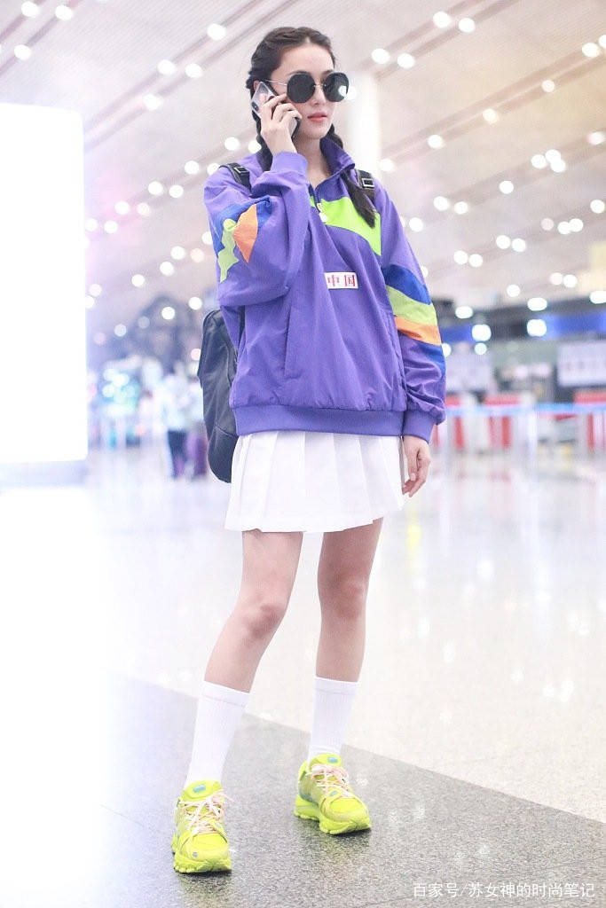 衬衣|女人过了三十岁，最好别卫衣配牛仔裤，学张馨予的6套穿法，超美