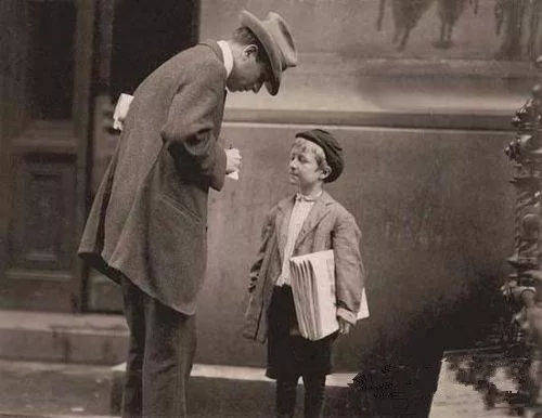 牛仔服|深夏不要瞎打扮，瞧瞧今年超火的“报童帽”，复古洋气美的叛逆！