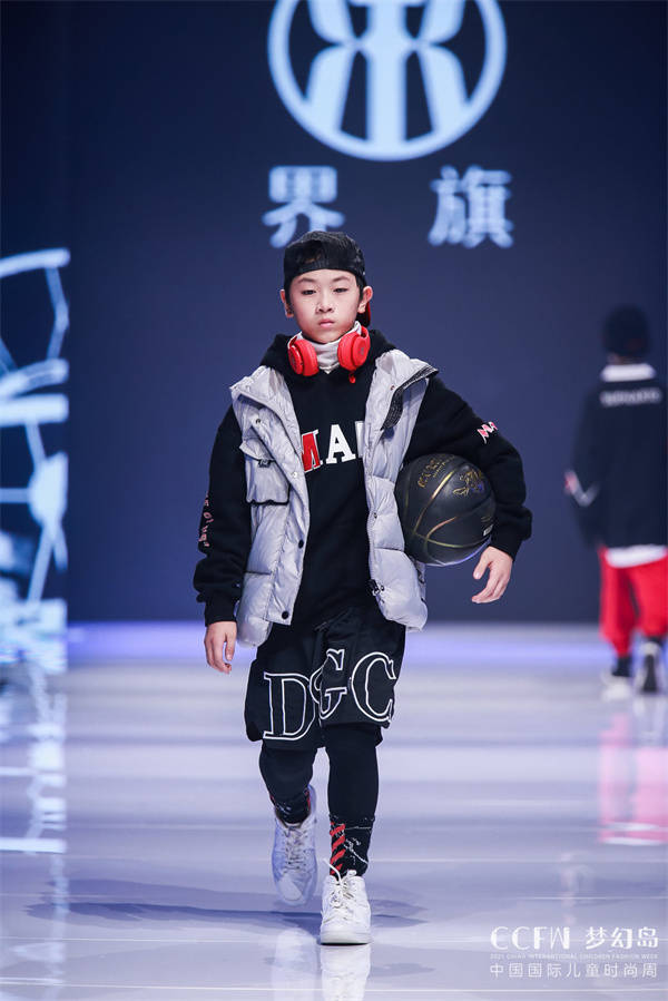 时间|“时间定格”青少年潮牌界旗冬季新品发布