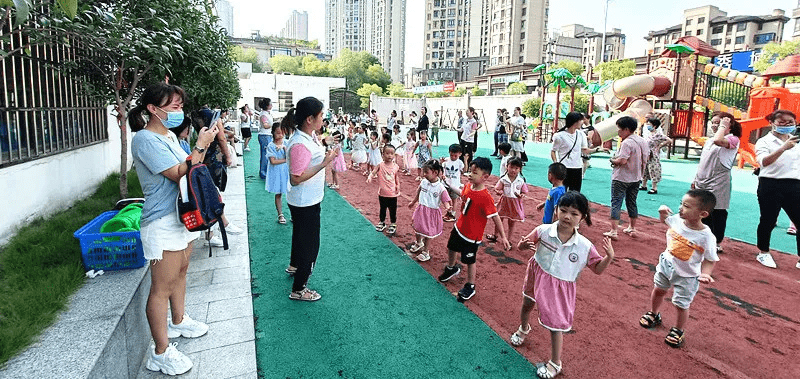 活动|走近孩子 陪伴成长｜园外园朝阳园半日开放暨学期末汇报活动