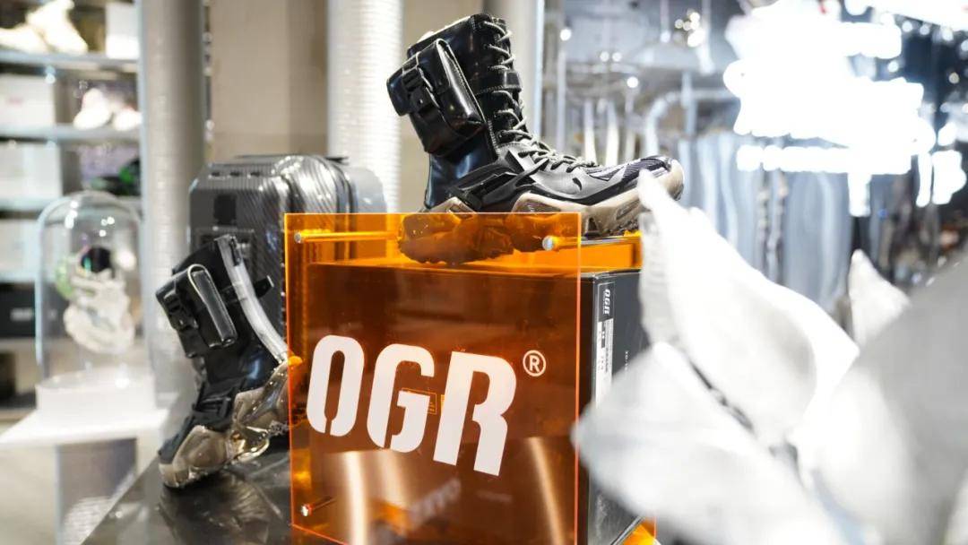 淮海|TX淮海再起潮流新风尚，手机天猫潮搭案上海首展，人潮汹涌！