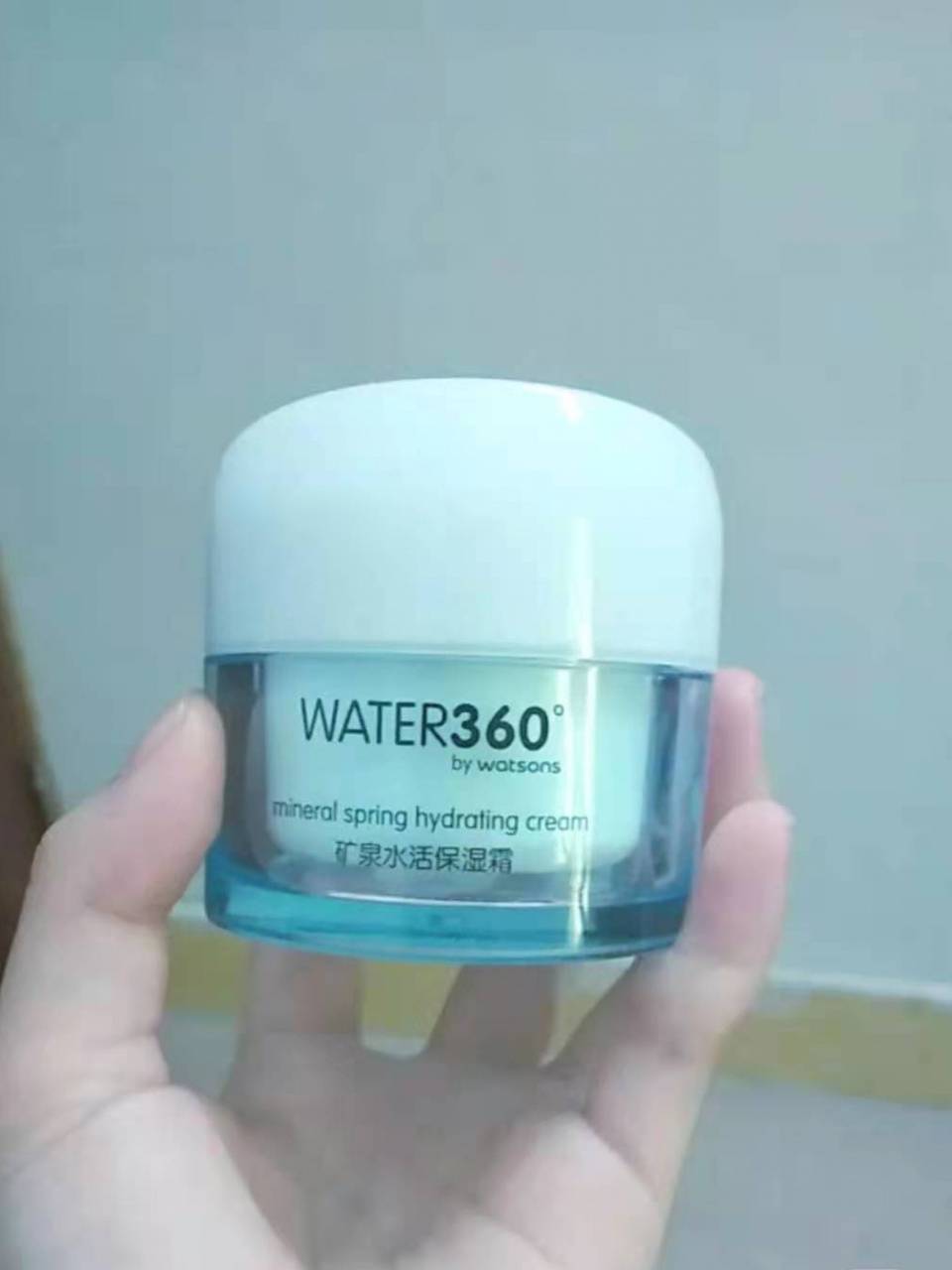 功效这些抗老面霜口碑爆棚,主打的功效为紧致抗衰,让你的肌肤得到呵护