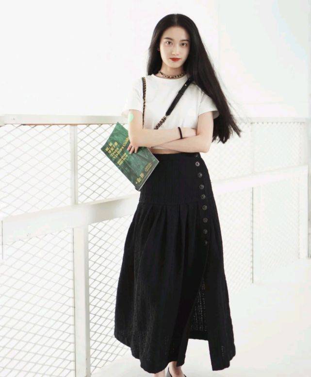 腰围|女生的服装穿搭很有讲究，穿对了不仅显高又显瘦，而且优雅又大气