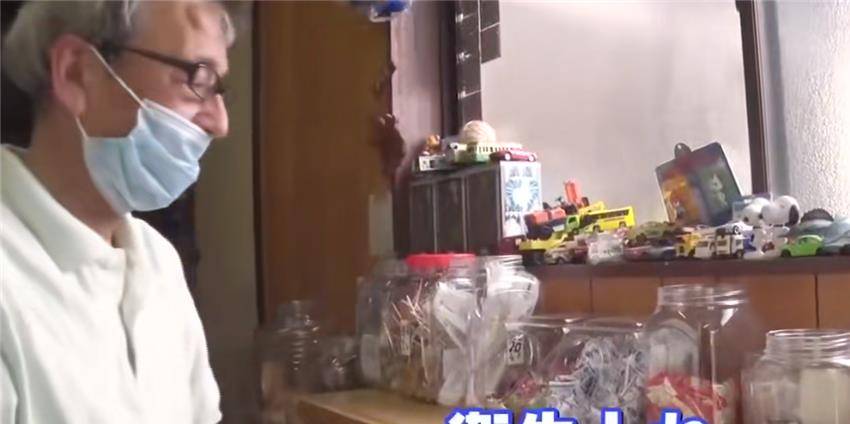 储藏室|日本68岁孤寡老人独居门脸房，储藏室改成小卖铺，只为逃避孤独