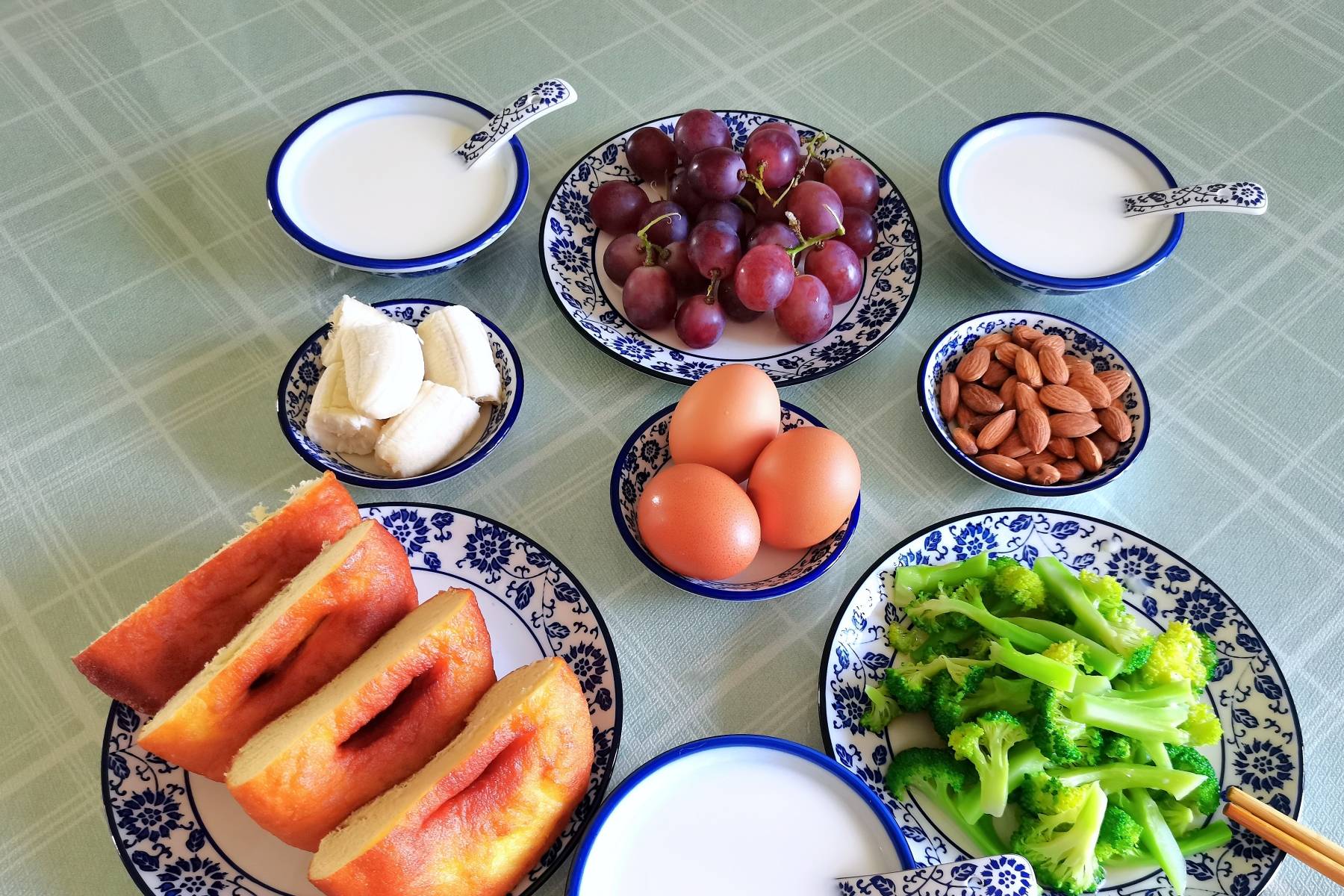 蔬菜|7月份,我家早餐这样吃,粗粮多,蔬菜多,家人越吃身体越苗条了