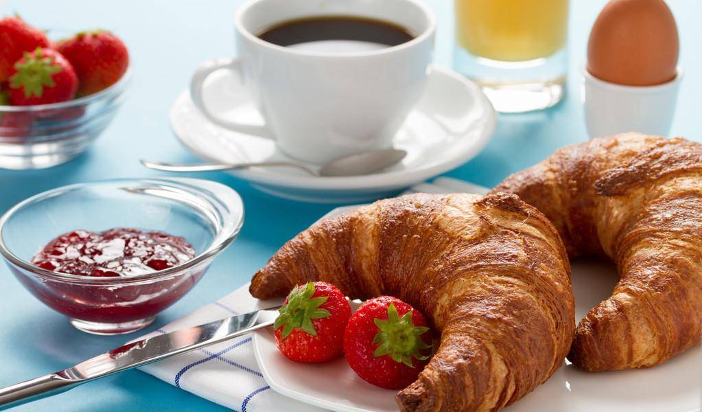 因为|见识了法国人的“进阶式”早餐,才明白什么叫单调,网友:没法吃