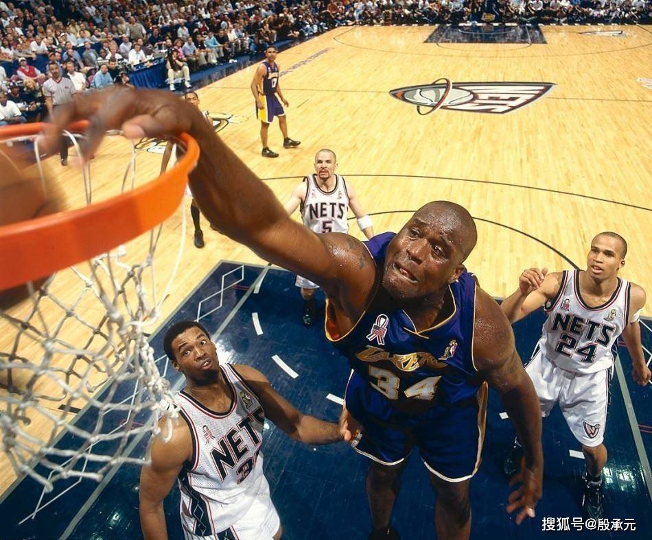 奧尼爾|字母哥本賽季季后賽禁區(qū)得到406分，在歷史上是什么水平？