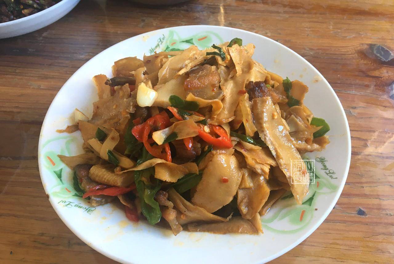 炒什么菜放五花肉 e1ceca55e204434e96487b71b81c54bd.jpeg