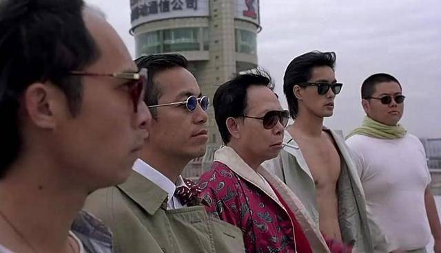 之后陈国坤又先后出演了《一蚊鸡保镖《赌海迷徒》和《千年僵尸王
