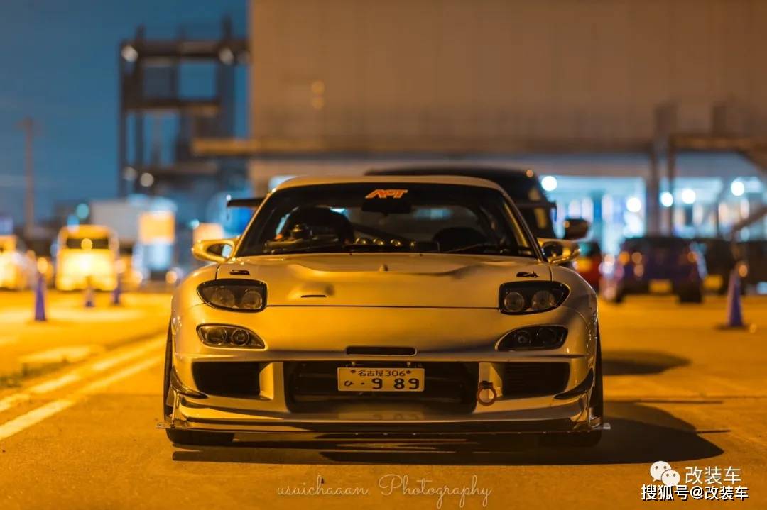 亲眼目睹自己的马自达rx 7被盗 我偷车很快 你忍一下 车主