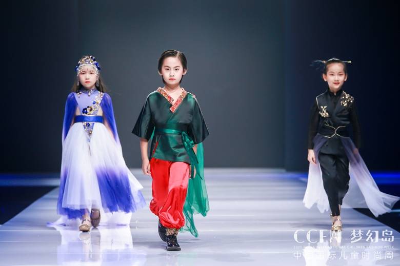 设计|繁花?惊鸿起,2021年，JUN君设计乘美而来